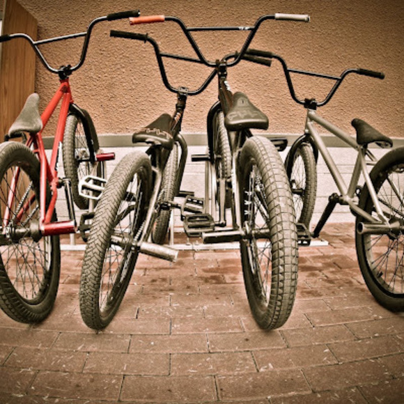 Meet your Posher, Nathan bibby - Picture 1 of 1